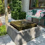 Wellness Mit Whirlpool Am Stadtrand Von Διαμέρισμα