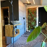 Wellness Mit Whirlpool Am Stadtrand Von Apartamento