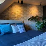 Apartamento Wellness Mit Whirlpool Am Stadtrand Von *