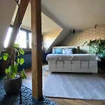 Apartamento Wellness Mit Whirlpool Am Stadtrand Von *