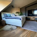 Wellness Mit Whirlpool Am Stadtrand Von Apartamento *