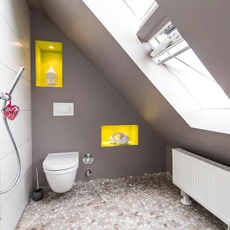 아파트 Wellness Suiten Mit Whirlpool Am Stadtrand Von Essen *