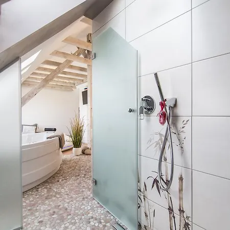 Wellness Mit Whirlpool Am Stadtrand Von * Essen