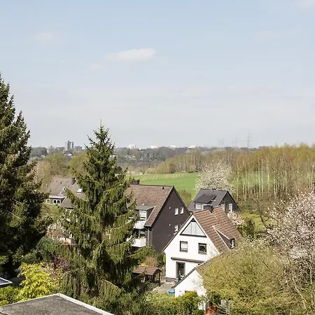 Wellness Suiten Mit Whirlpool Am Stadtrand Von Essen 아파트