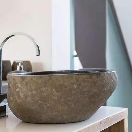 Wellness Mit Whirlpool Am Stadtrand Von