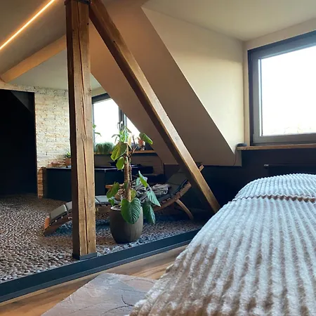 아파트 Wellness Suiten Mit Whirlpool Am Stadtrand Von Essen