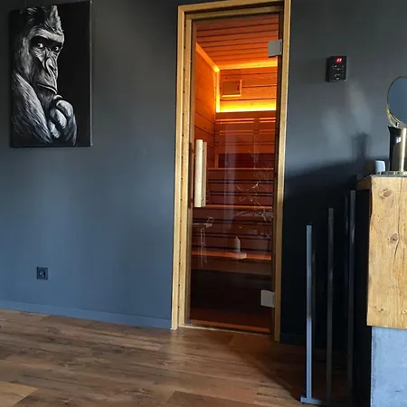 Wellness Suiten Mit Whirlpool Am Stadtrand Von Essen 에센