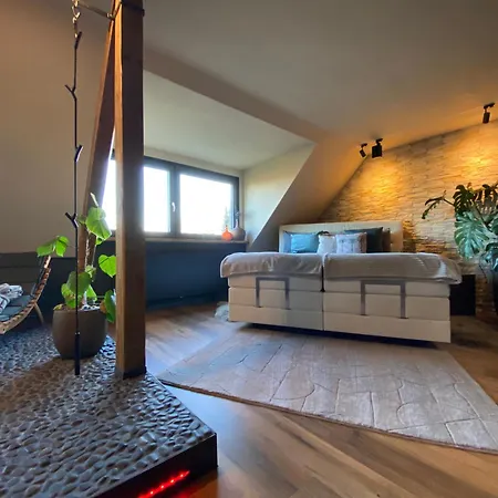 Wellness Suiten Mit Whirlpool Am Stadtrand Von Essen 에센