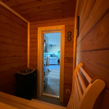 Private Wellness Mit Whirlpool Έσσεν