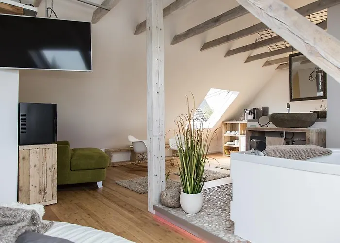 Wellness Mit Whirlpool Am Stadtrand Von Apartment Essen