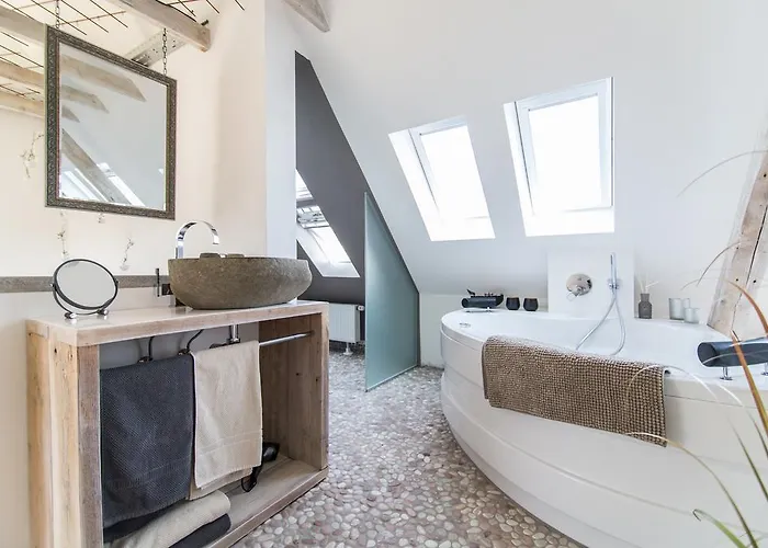 Wellness Mit Whirlpool Am Stadtrand Von * Essen