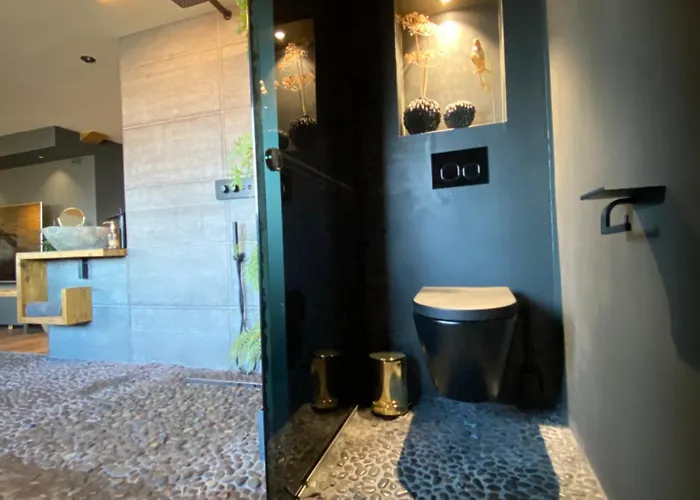 Διαμέρισμα Wellness Mit Whirlpool Am Stadtrand Von