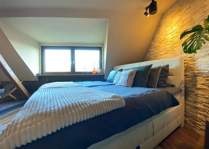 Wellness Mit Whirlpool Am Stadtrand Von Διαμέρισμα *